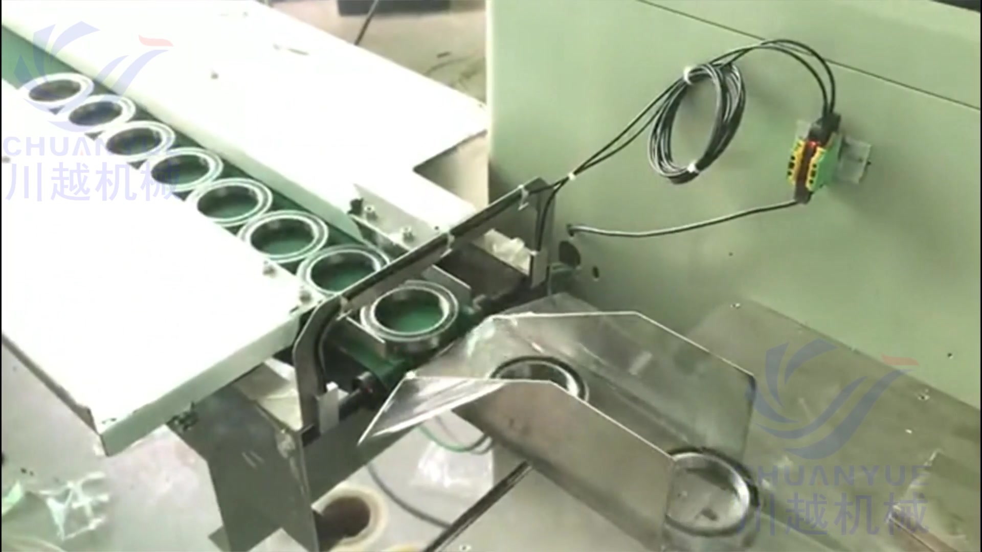 枕式全自动三伺服轴承包装机 引领五金配件包装机械的智能化革新